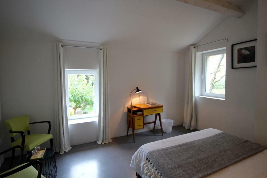 Les Esplanes Bed and Breakfast La Garde-Adhémar Eksteriør billede